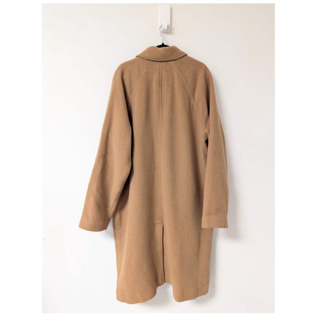 GAP Oversized Men's Wool-Blend Topcoat in Camel from 2024 - Picture 7 of 15